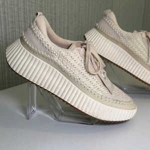 Dolce Vita Cream Textured Women's Sneakers